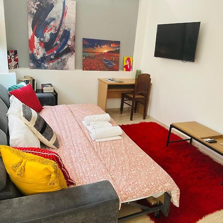 Royal Red Suite No 1, Piraeus Port Ngoại thất bức ảnh