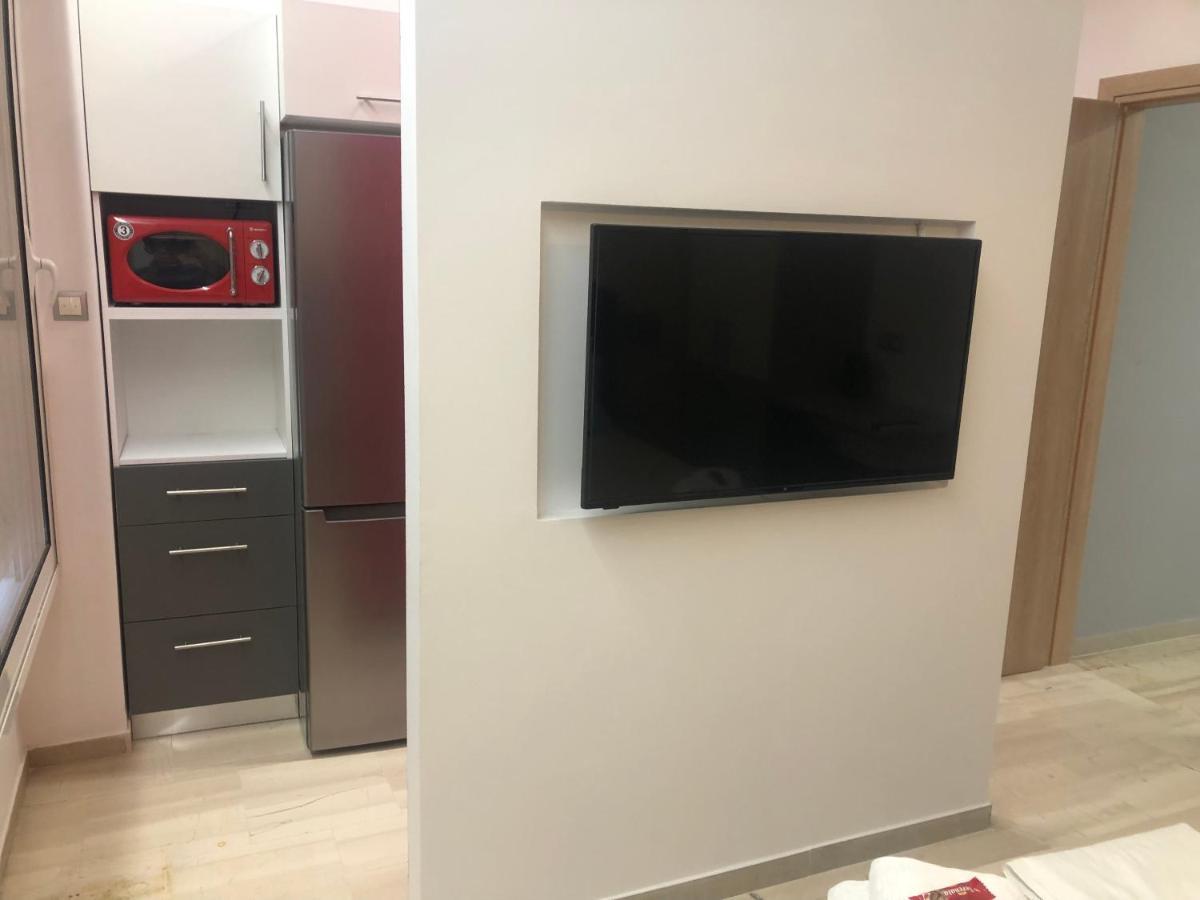 Royal Red Suite No 1, Piraeus Port Ngoại thất bức ảnh