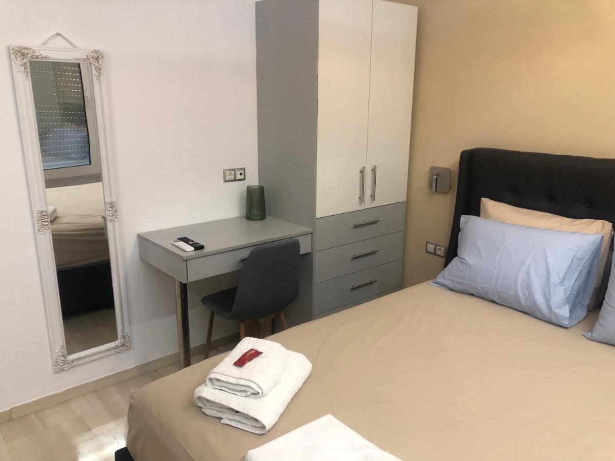 Royal Red Suite No 1, Piraeus Port Ngoại thất bức ảnh