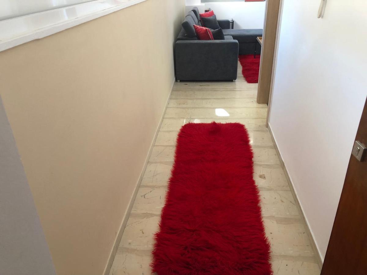 Royal Red Suite No 1, Piraeus Port Ngoại thất bức ảnh